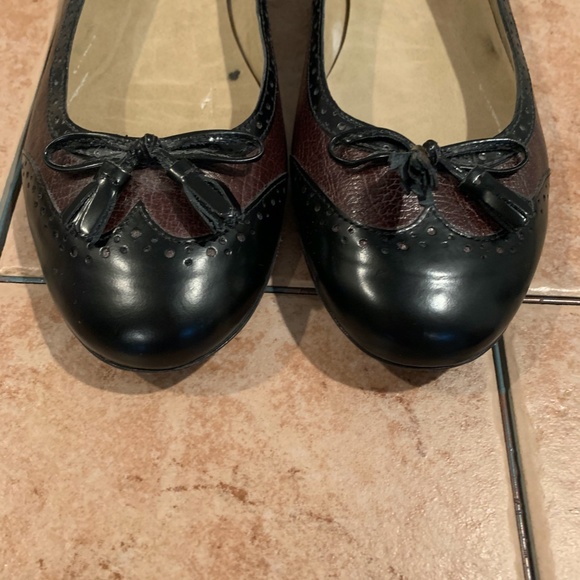 Talbots Wing Tip Leather Ballet Flats 10AA - Picture 3 of 12
